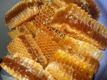 Mật ong chính gốc thiên nhiên là… nước đường